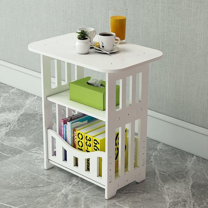 Masuta de cafea decorativa, ideala pentru spatiile mici, usor de transportat, din MDF, cu spatii de depozitare, dimensiuni 45x37x24 cm, alb