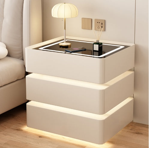 Noptiera inteligenta multifuncționala, 3 sertare, LEDuri tactile, încarcare fara fir, difuzor Bluetooth, incarcare USB, sticla securizata, marime 50x40x72, alb murdar