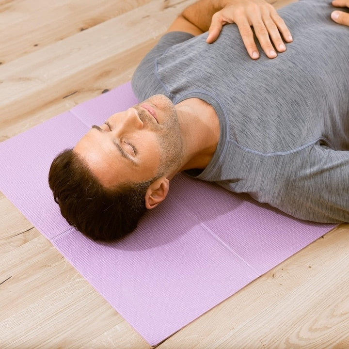 Saltea fitness, yoga, antrenament, dimensiuni 173 X 61 cm, antiderapant, pliabil, din neopren, roz/mov