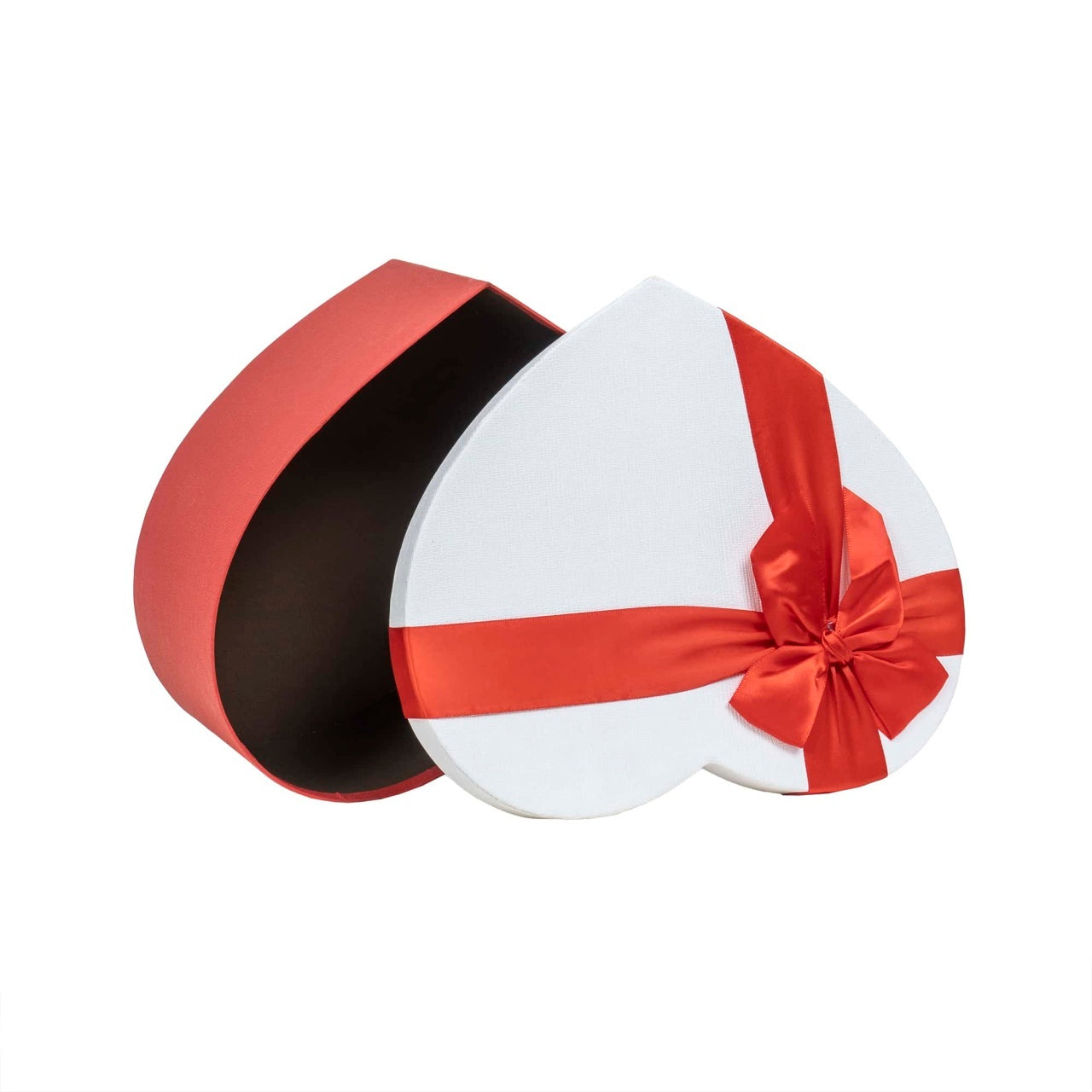 Set 3 cutii in forma de inima, dimensiuni diferite pentru cadouri si decoratiuni