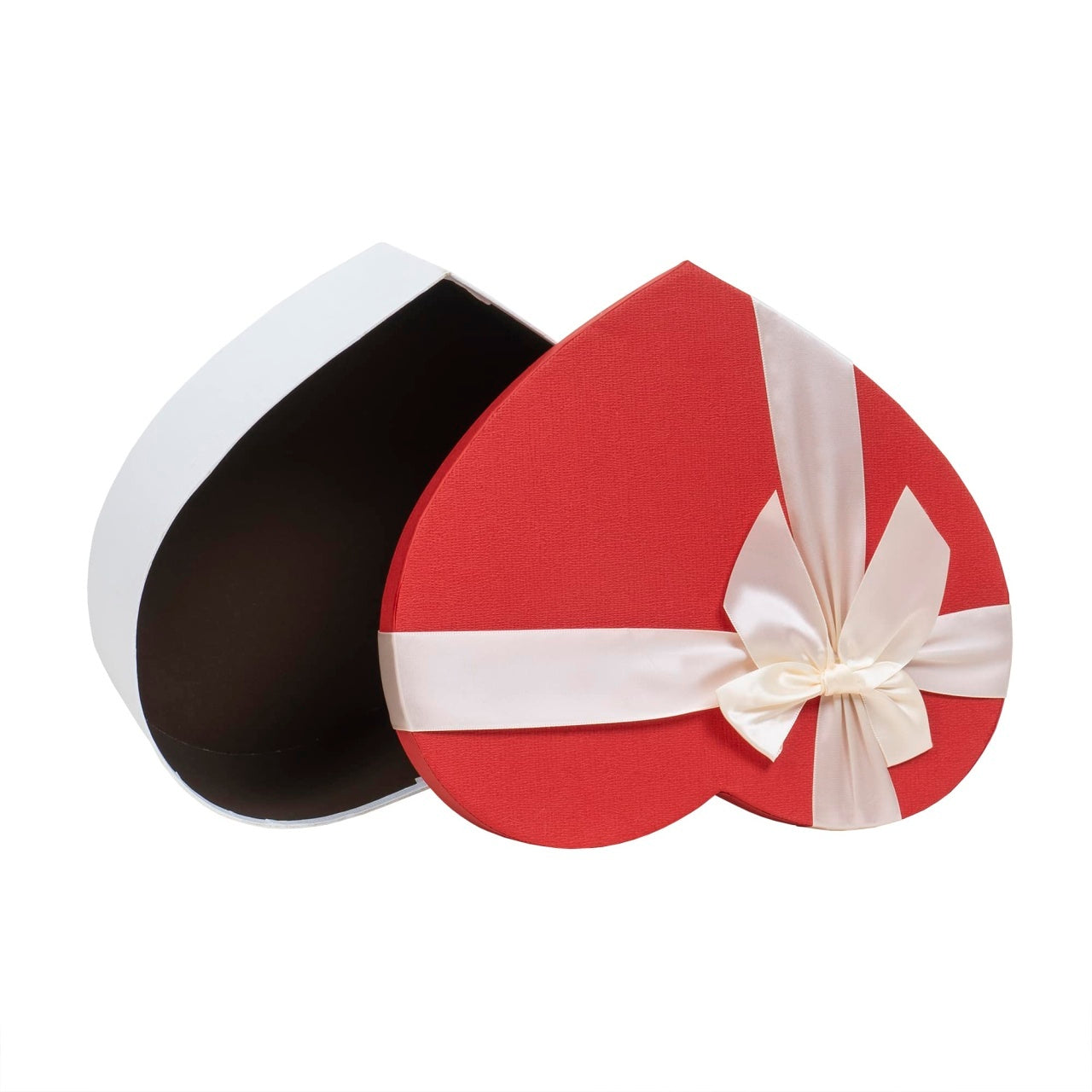Set 3 cutii in forma de inima, dimensiuni diferite pentru decor si cadouri