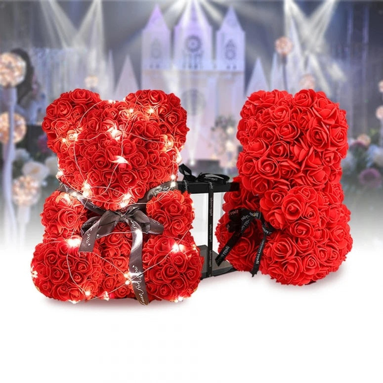 Ursulet floral FOXMAG24, confectionat din trandafiri de spuma, 25 cm, cutie decorativa inclusa, rosu