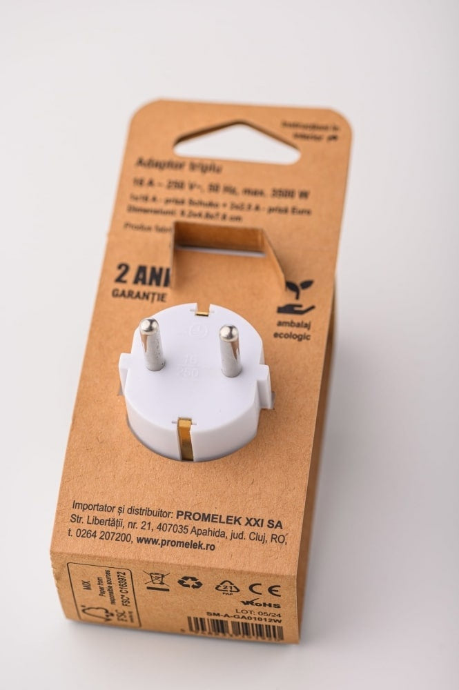 Adaptor triplu 1x Schucko + 2x Euro, 16A, 250V, alb