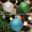 Brad de Craciun artificial, cu suport metalic, 180 cm inaltime, cu 43 de decoratiuni, globuri. beteala, lumini, din PVC, verde