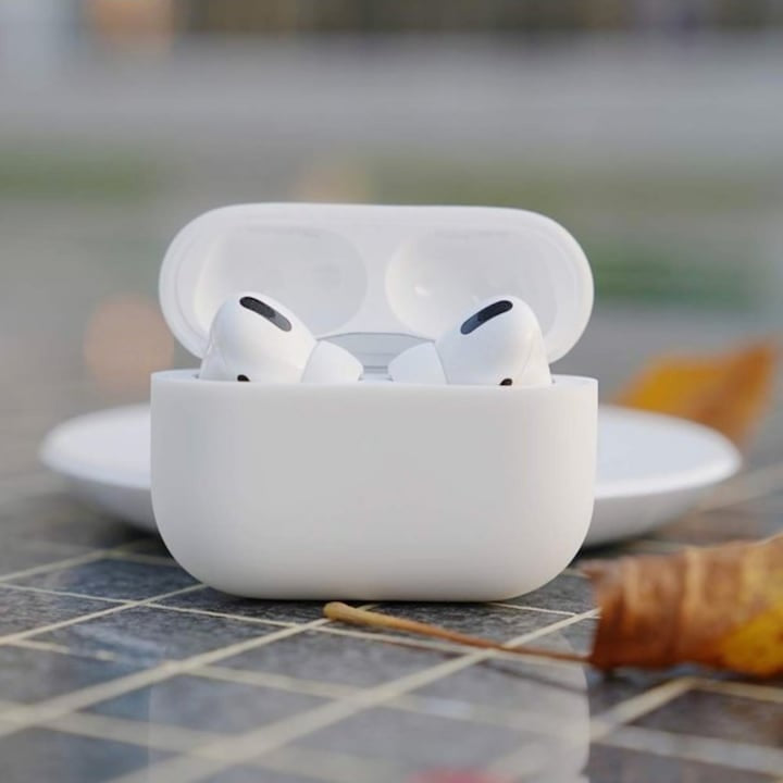 Casti bluetooth wireless, pentru Android si iPhone, sunet 3D stereo cu reducerea zgomotului din fundal, control SMART tactil, alb