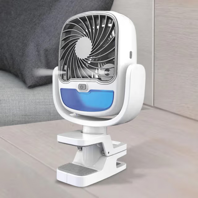 Ventilator portabil cu apă, USB, rezervor 200ml, 3 viteze, LED multicolor și rotire 360°, cu clemă de prindere pentru camping, birou și drumeții, alb