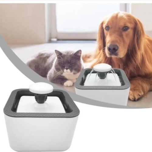 Dozator electric de apa pentru animale, capacitate 2.5L, din plastic, cu 2 filtre, alb
