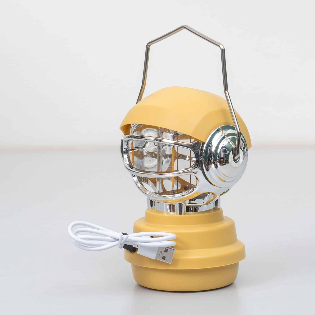Felinar model robotel galben cu 3 trepte de luminozitate si incarcare USB, H14cm