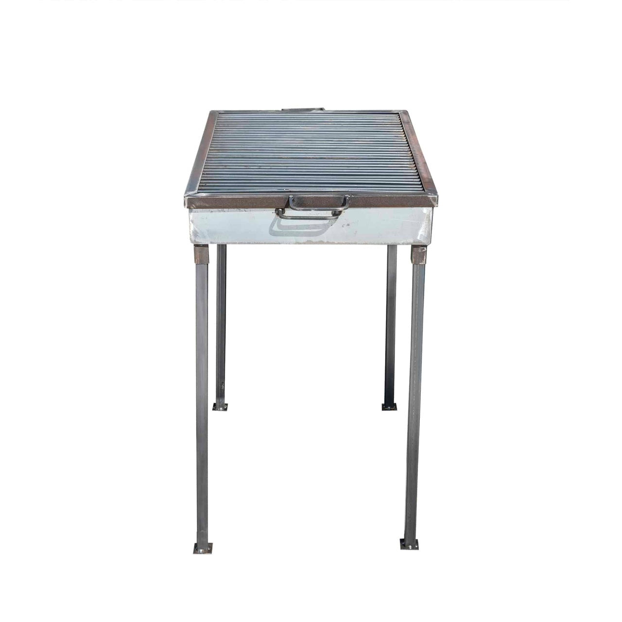 Gratar metalic pe carbuni 70x50 cm cu picioare detasabile si tabla de 2 mm