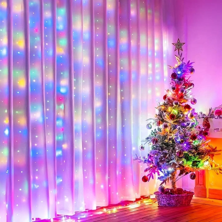 Instalatie luminoasa pentru Craciun, tip perdea, dimensiuni 3X3 m, cu 300 de LED-uri, cu telecomanda si carlige de prindere, multicolor