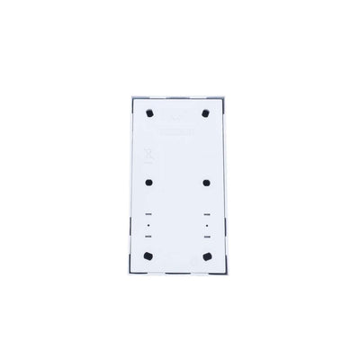 Intrerupator simplu cu priza, 16A 250V, culoare alb, dimensiuni 120x65x40 mm