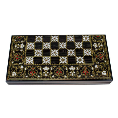 Joc de table din lemn lacuit 50x50 cm cu piese si zaruri
