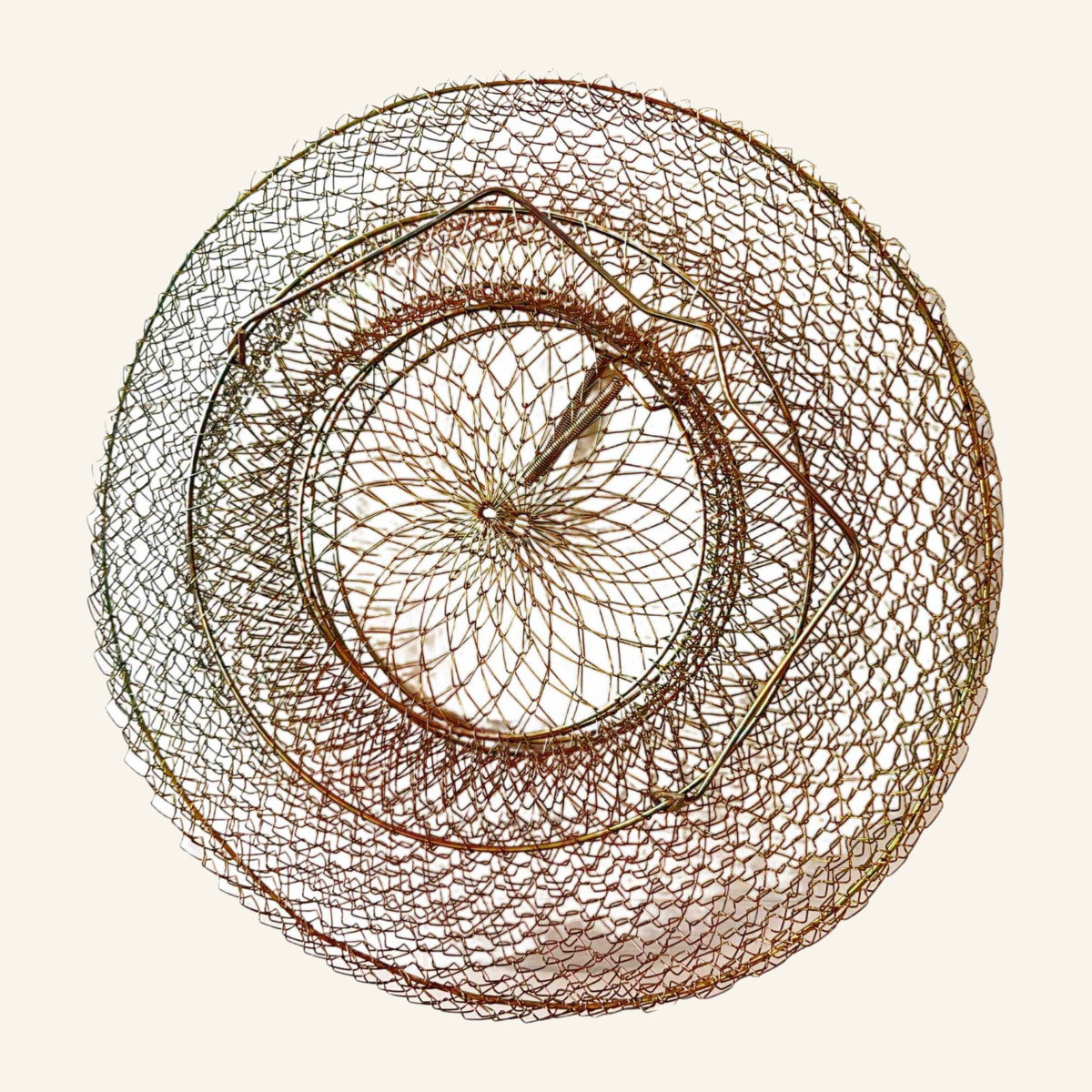 Juvelnic Metalic Circular pentru Pescuit, Model 80202 – imagine de catalog pe fundal alb cald