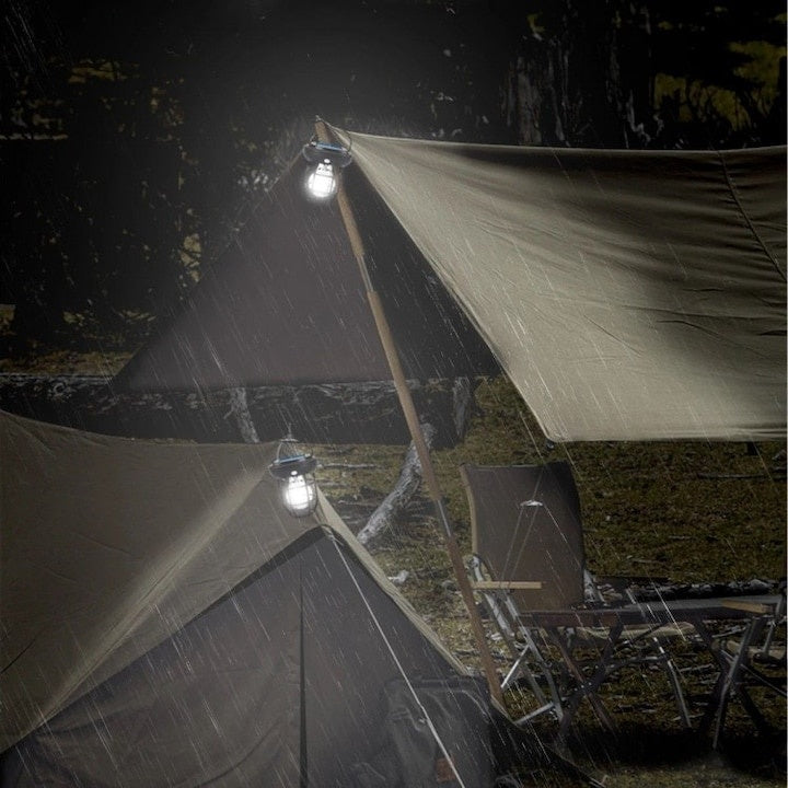 Lampa solara, tip felinar, cu agatatoare, putere 2W, cu 3 LED-uri, portabila, rezistenta la apa si intemperii, negru