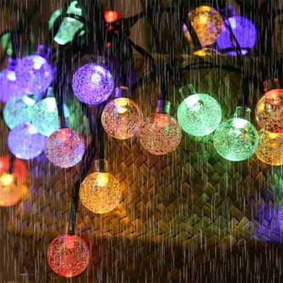 Lumini de gradina cu incarcare solara, cu globuri cristal, lungime 5m, 10 LED-uri, multicolor