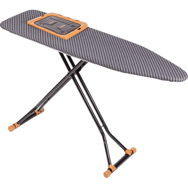 Masa de calcat cu inaltime reglabila si tava mobila, suprafata 140 cm