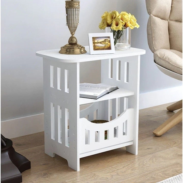 Masuta de cafea decorativa, ideala pentru spatiile mici, usor de transportat, din MDF, cu spatii de depozitare, dimensiuni 45x37x24 cm, alb