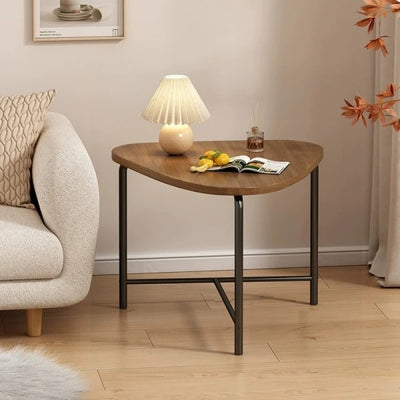 Masuta de cafea, triunghiulara, blat MDF, cadru metalic, dimensiuni 64 x 52 x 51 cm, greutate maxima suportata 30 kg, negru
