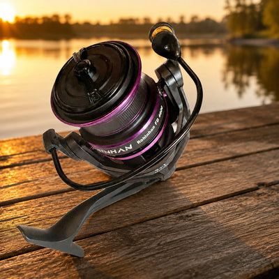 Mulineta Spinning pentru Pescuit, Model FD 4000 – imagine comercială în ambient