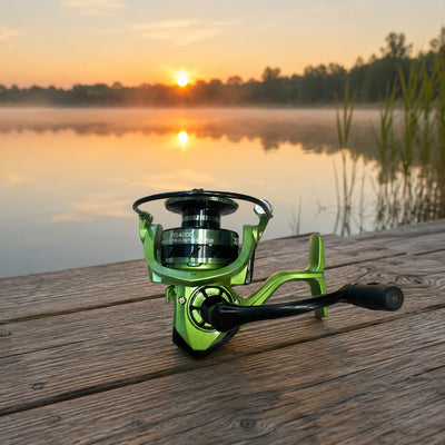 Mulineta Spinning pentru Pescuit, Model FG4000 – imagine comercială în ambient