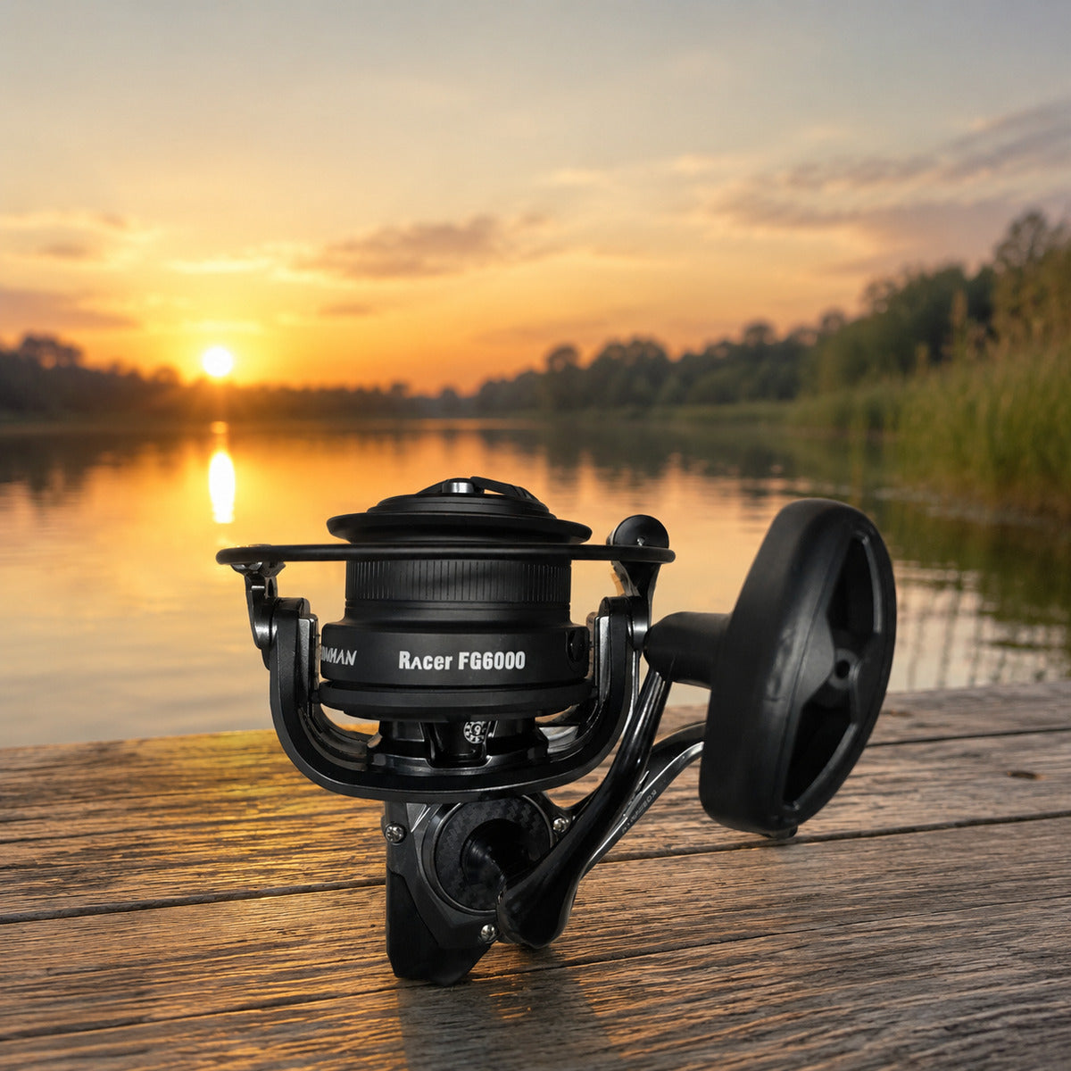 Mulineta Spinning pentru Pescuit, Model FG6000 N – imagine comercială în ambient
