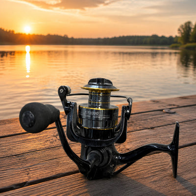 Mulineta Spinning pentru Pescuit, Model KX3000 – imagine comercială în ambient