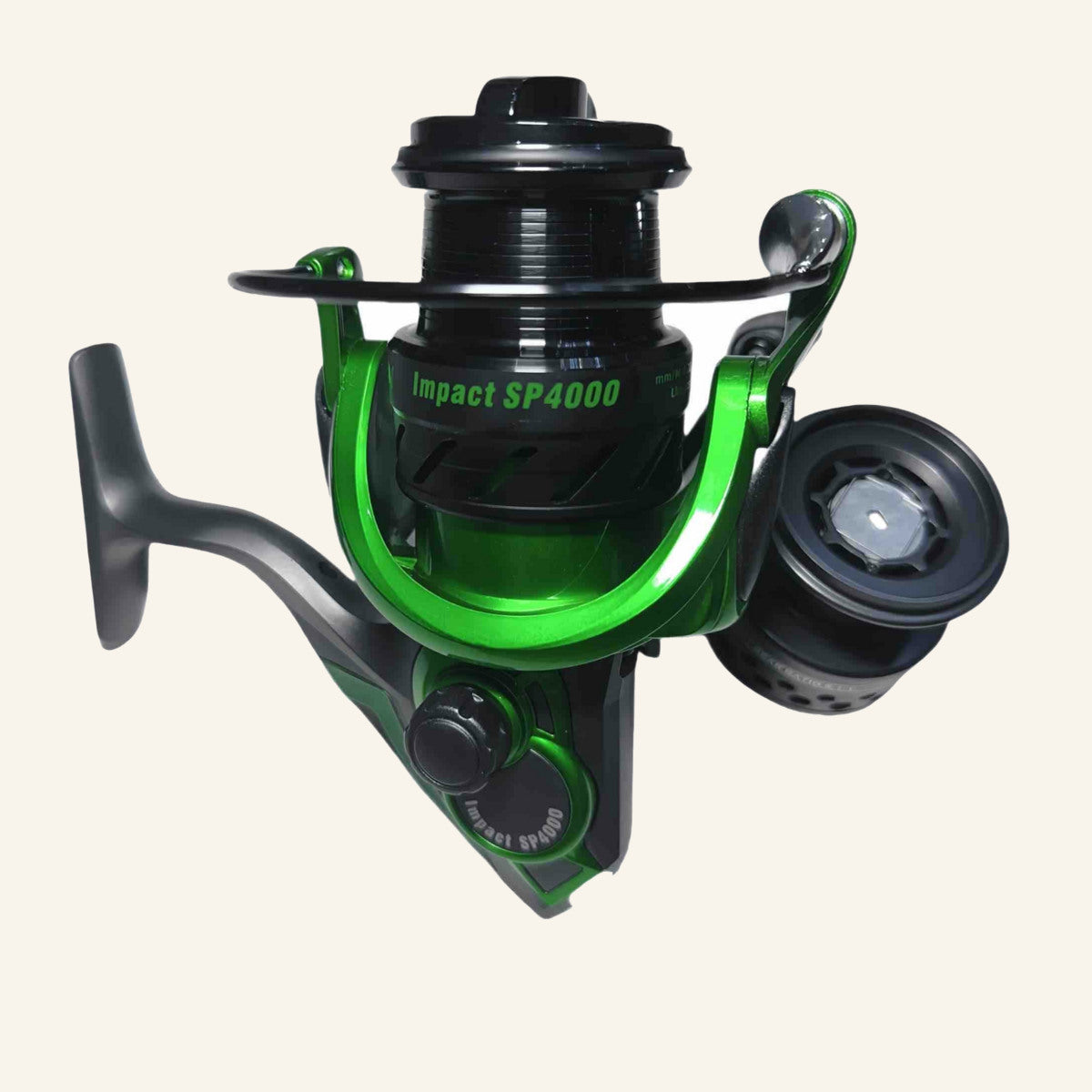 Mulineta Spinning pentru Pescuit, Model SP 5000 – imagine de catalog pe fundal alb cald