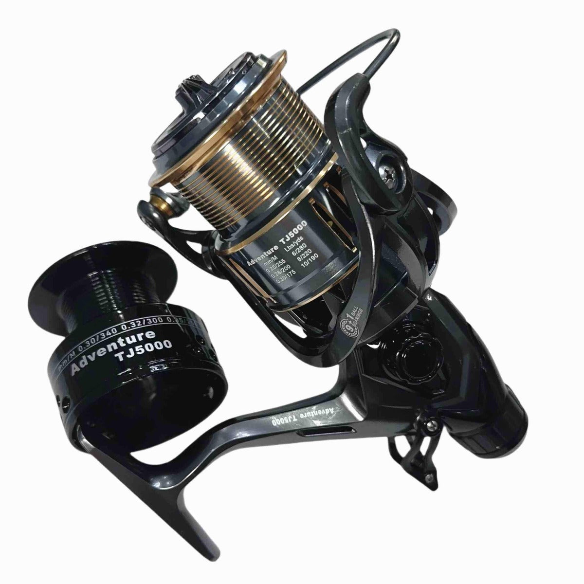 Mulineta Spinning pentru Pescuit, Model TJ 5000 – imagine de catalog pe fundal alb cald