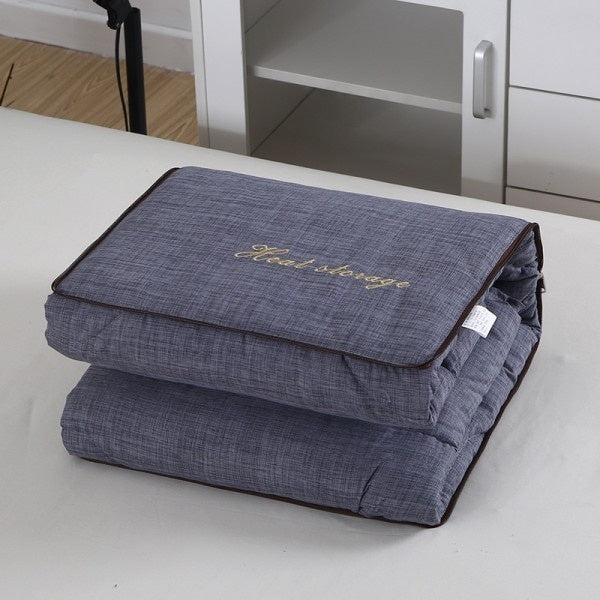 Perna si pilota, 2 in 1, dimensiuni 40 x 40 x 10 cm sau 110 x 150 cm, din material textil, cu 2 fermoare metalice bidirectionale, pentru auto, birou, living, voiaj, albastru
