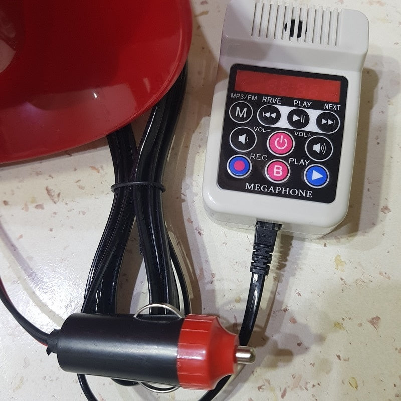 Portavoce auto cu inregistrare si slot USB, card, radio FM, 25W, adaptor 12V inclus, model CA-130AM