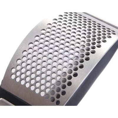 Presa usturoi manuala, din inox, cu maner ergonomic, sita curbata, negru/argintiu