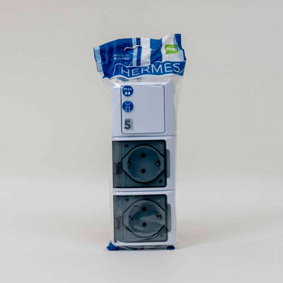 Priza dubla cu capac transparent si intrerupator 16A/250V, IP44, alb