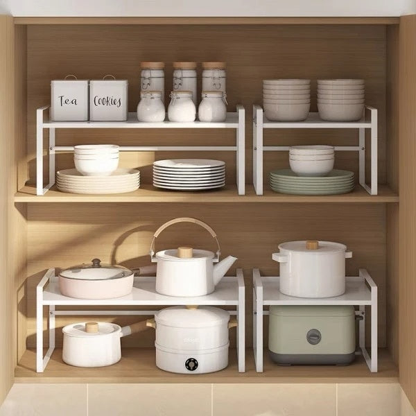 Raft extensibil pentru bucatarie, din metal, dimensiuni 38-60 cm (L) / 25 cm (H), cu suporturi antiderapante, usor de curatat, greutate maxima suportata 7-10 kg, alb