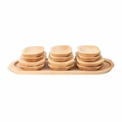Set 13 platouri din lemn de fag pentru servire, dimensiuni variate, maro
