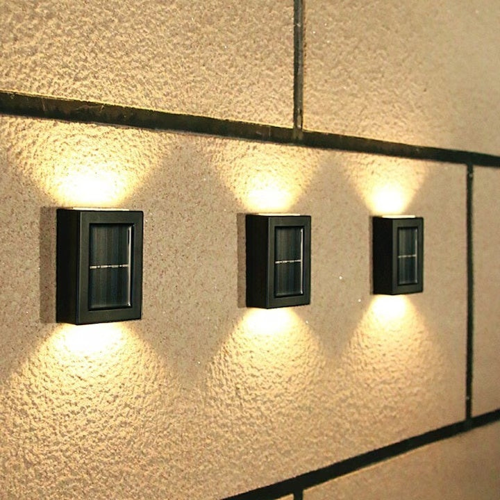 Set 2 lampi solare de perete, cu lumina calda, din ABS, rezistente la apa, cu senzor de lumina, negru
