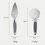 Set 2 ustensile pentru pizza, spatula si cutit, din otel inoxidabil, maner practic din ABS, negru/argintiu