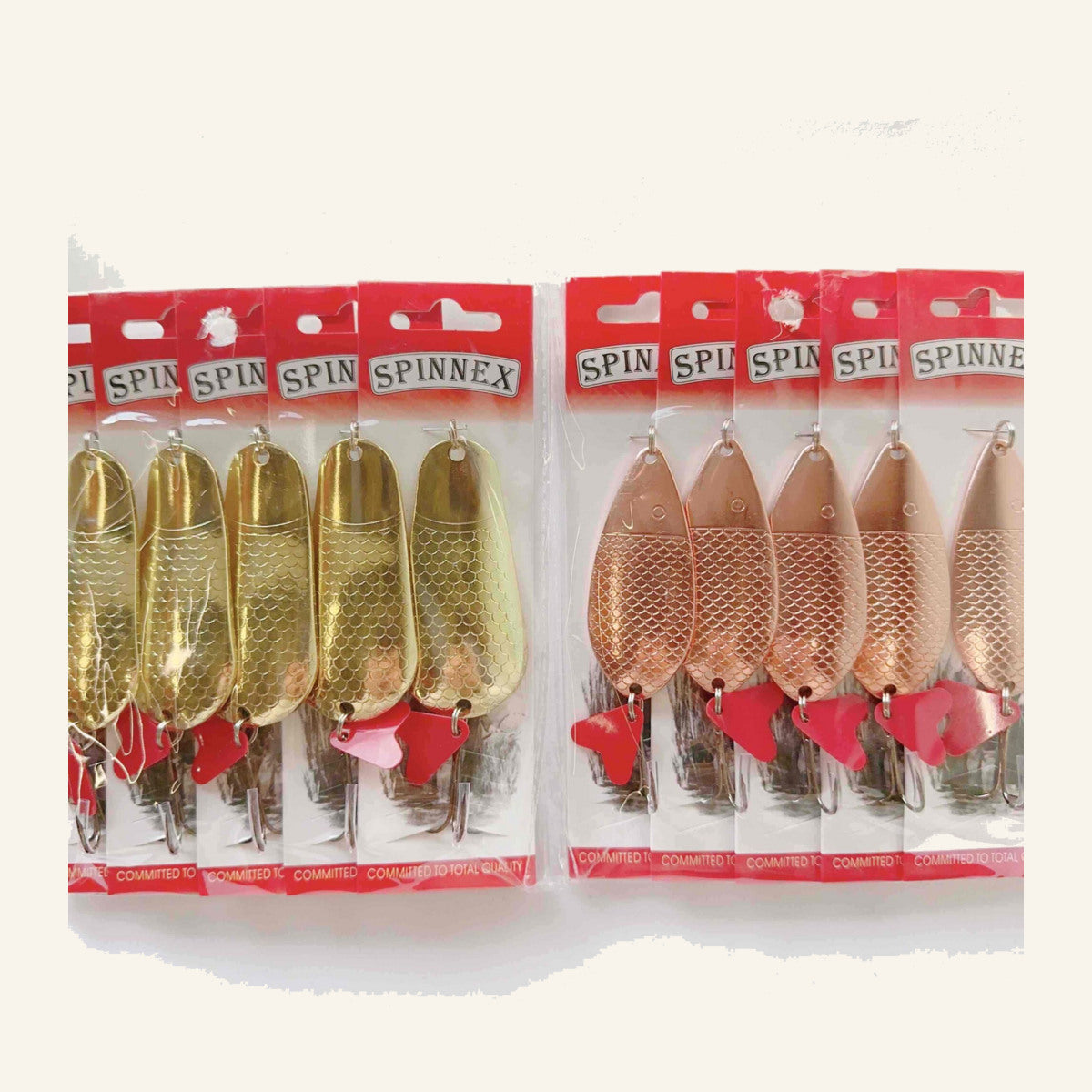 Set 3 Lingurițe pentru Pescuit, Auriu și Cupru – imagine de catalog pe fundal alb cald