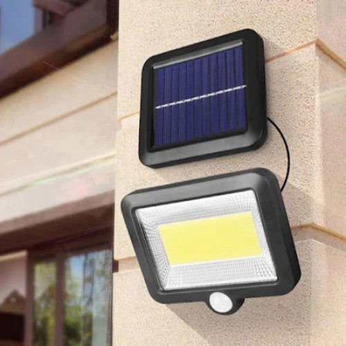 Set 4 lampi cu panou solar separat FOXMAG24, cu telecomanda, 100 LED-uri, senzor de miscare, negru
