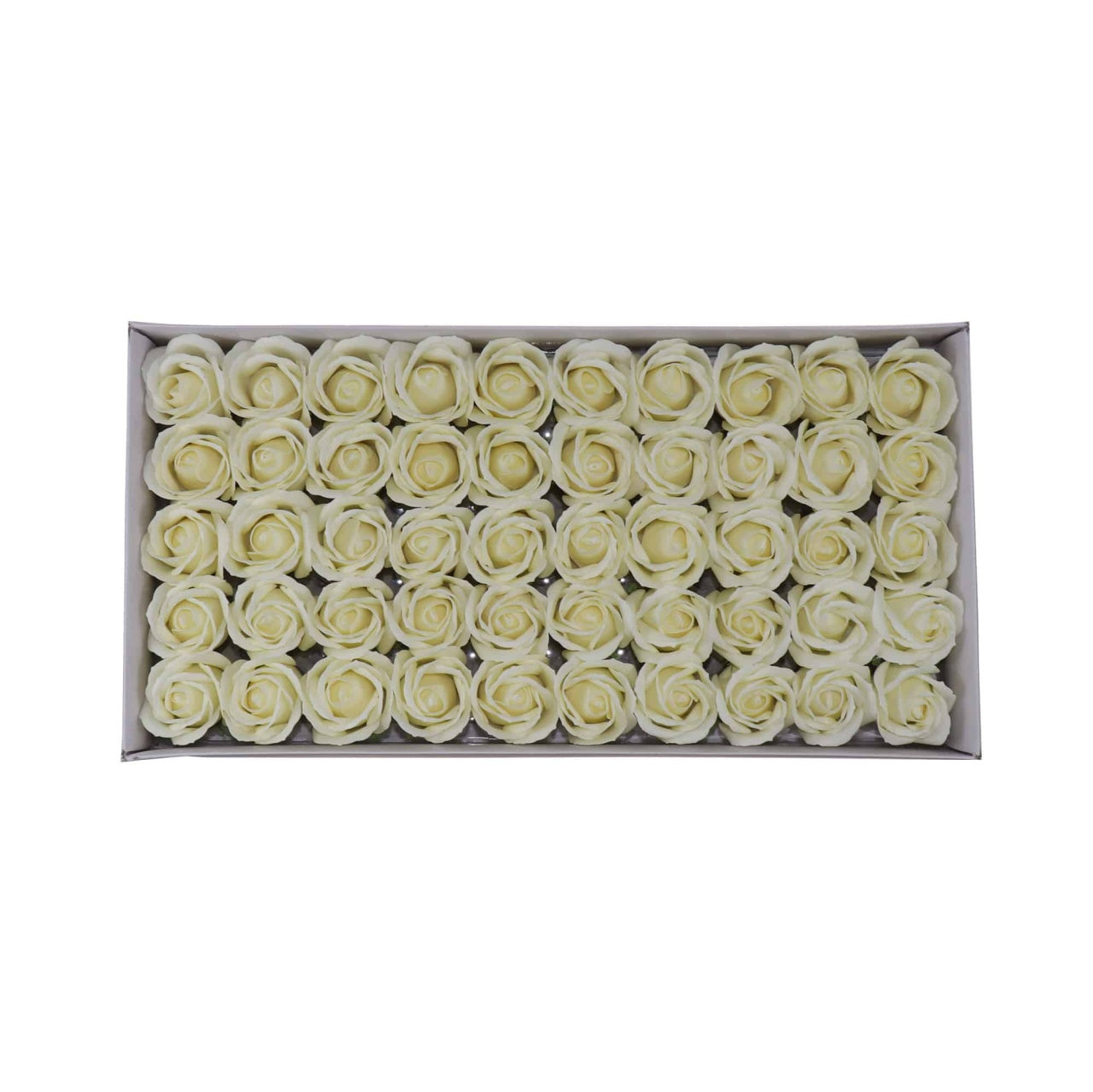 Set 50 trandafiri din sapun cu parfum fin, alb ivoire