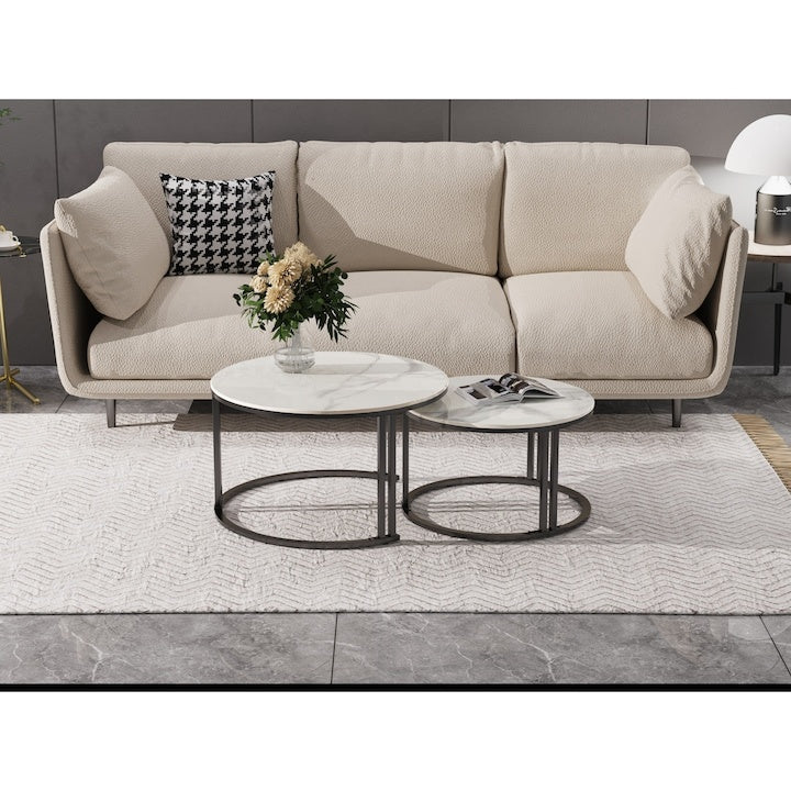 Set de două măsuțe de cafea tip nesting, dimensiuni 50*50*39.5/ 70*70*43.5 cm, din metal si imitatie de marmura, cu blat rotund, alb/negru