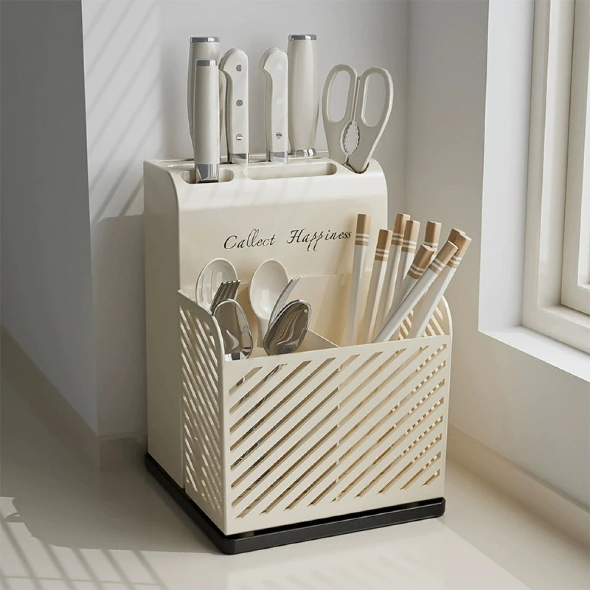 Suport ustensile bucatarie, recipient cutite, cu 3 compartimente, din plastic, dimensiuni 21 x 16 x 15 cm, alb