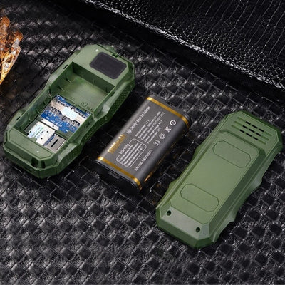 Telefon militar rezistent, dual sim, baterie puternica 13000 mAh, display color, lanterna, rezistent la socuri, verde